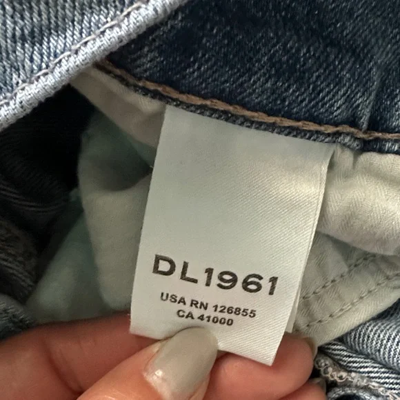 DL1961 Anthropologie Hepburn Ultra High-Rise Distressed Wide Leg Jeans Size 28 - Picture 14 of 16